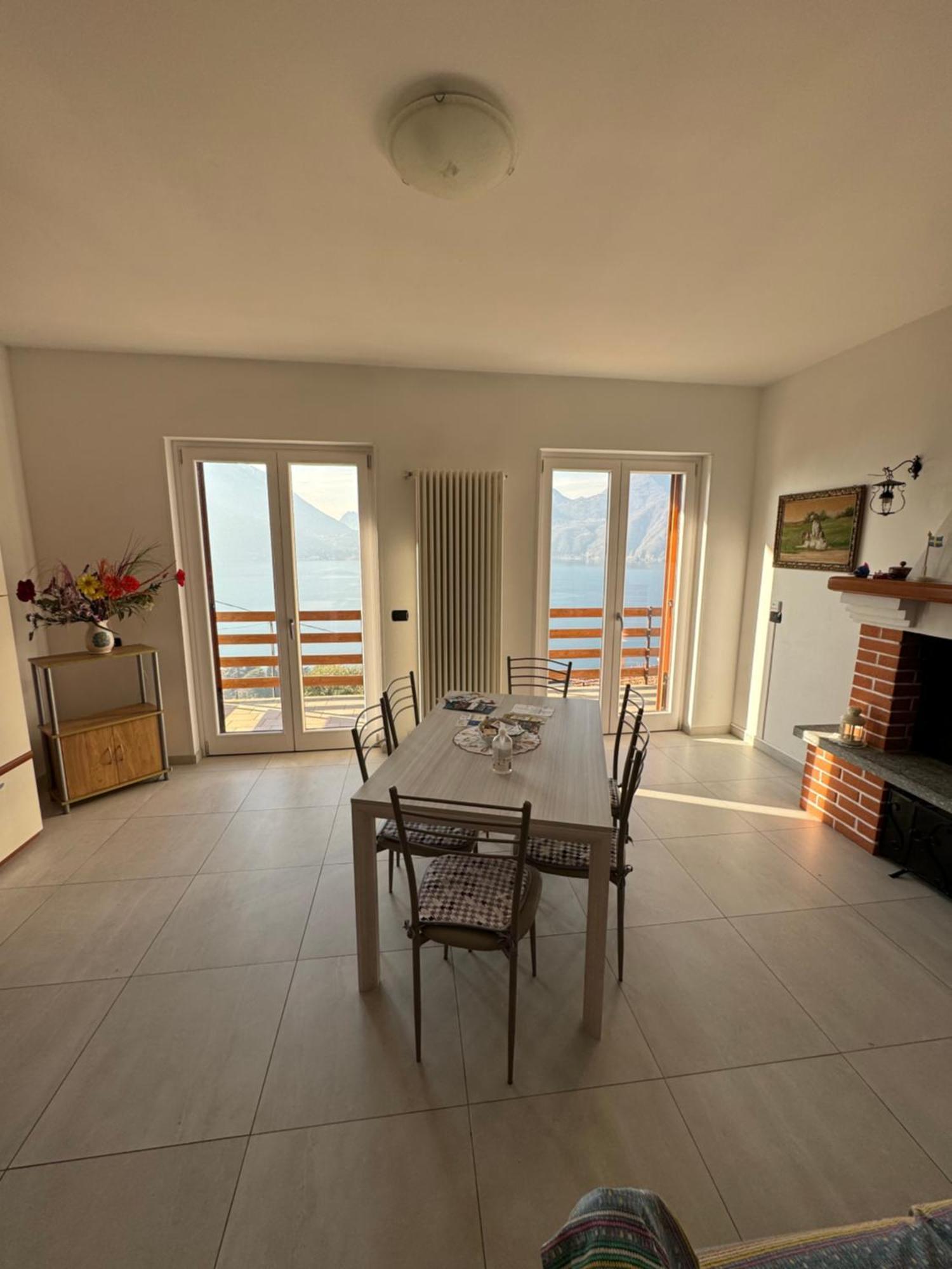 Villa Bianca Varenna Bagian luar foto