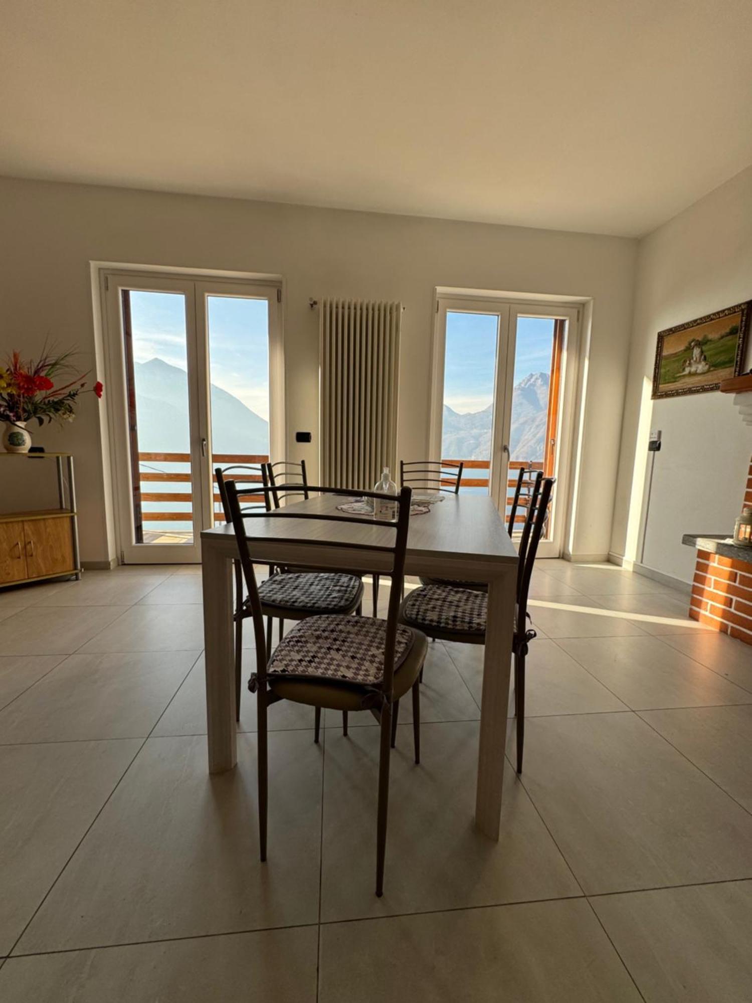 Villa Bianca Varenna Bagian luar foto