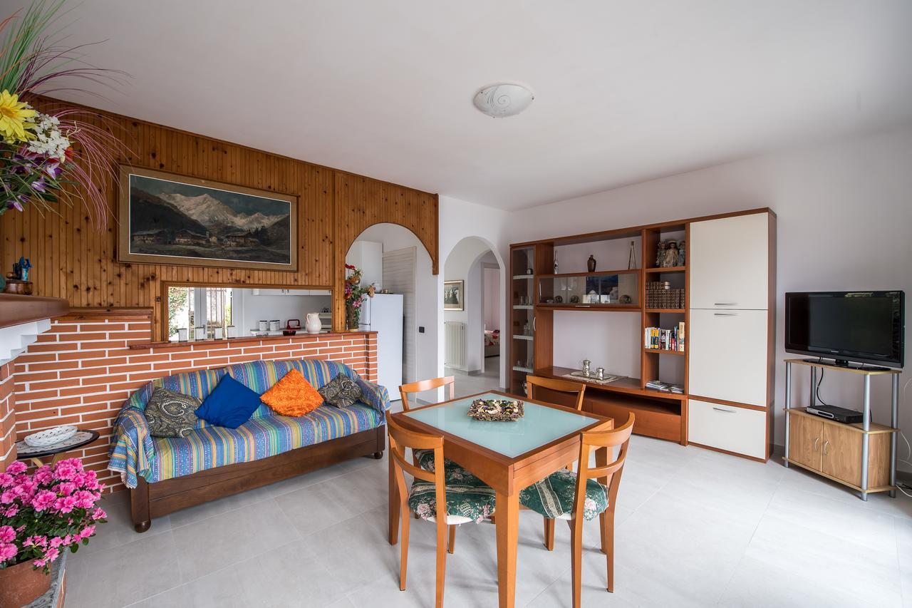 Villa Bianca Varenna Bagian luar foto